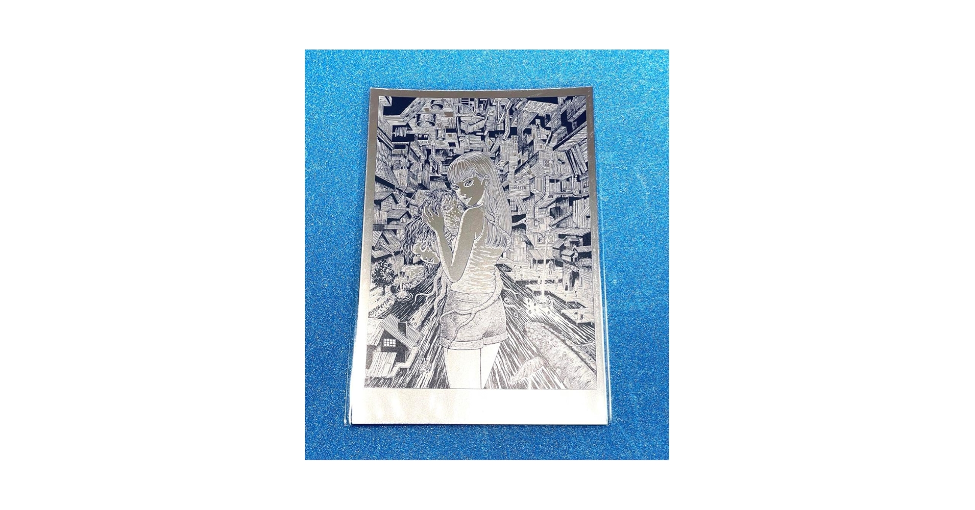 Amazon.co.jp: 伊藤潤二展 誘惑 富江 蒸着紙ポストカード 展